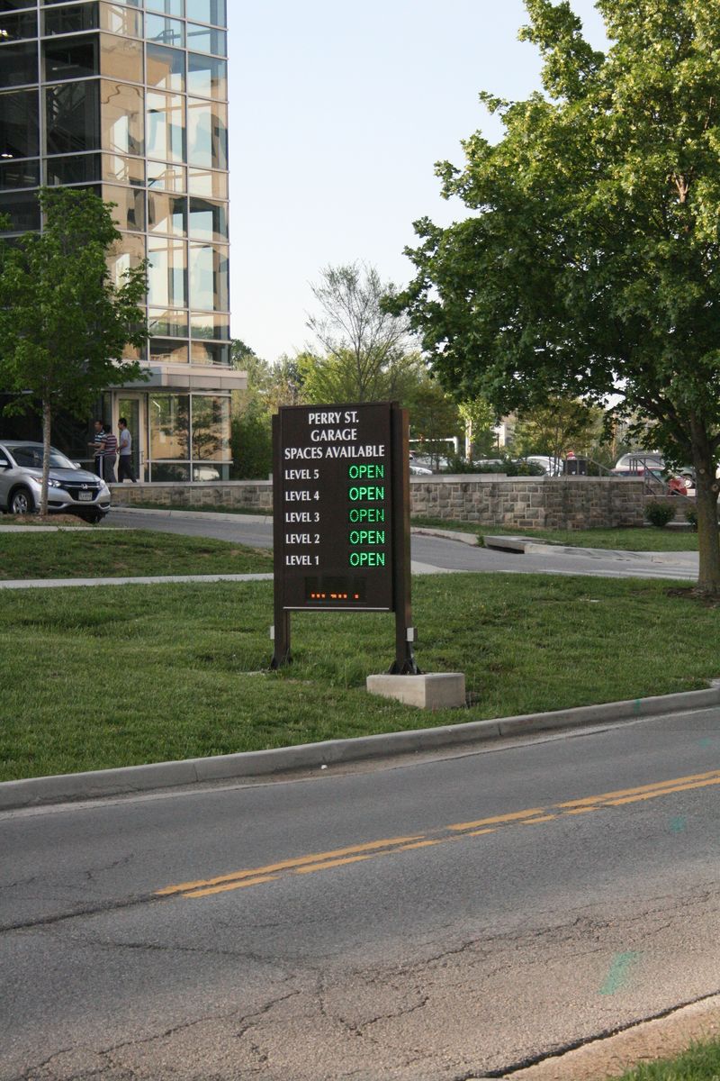 File:Perry Street Spaces.JPG