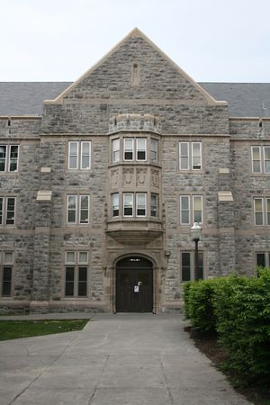 West egg quad entrance.JPG